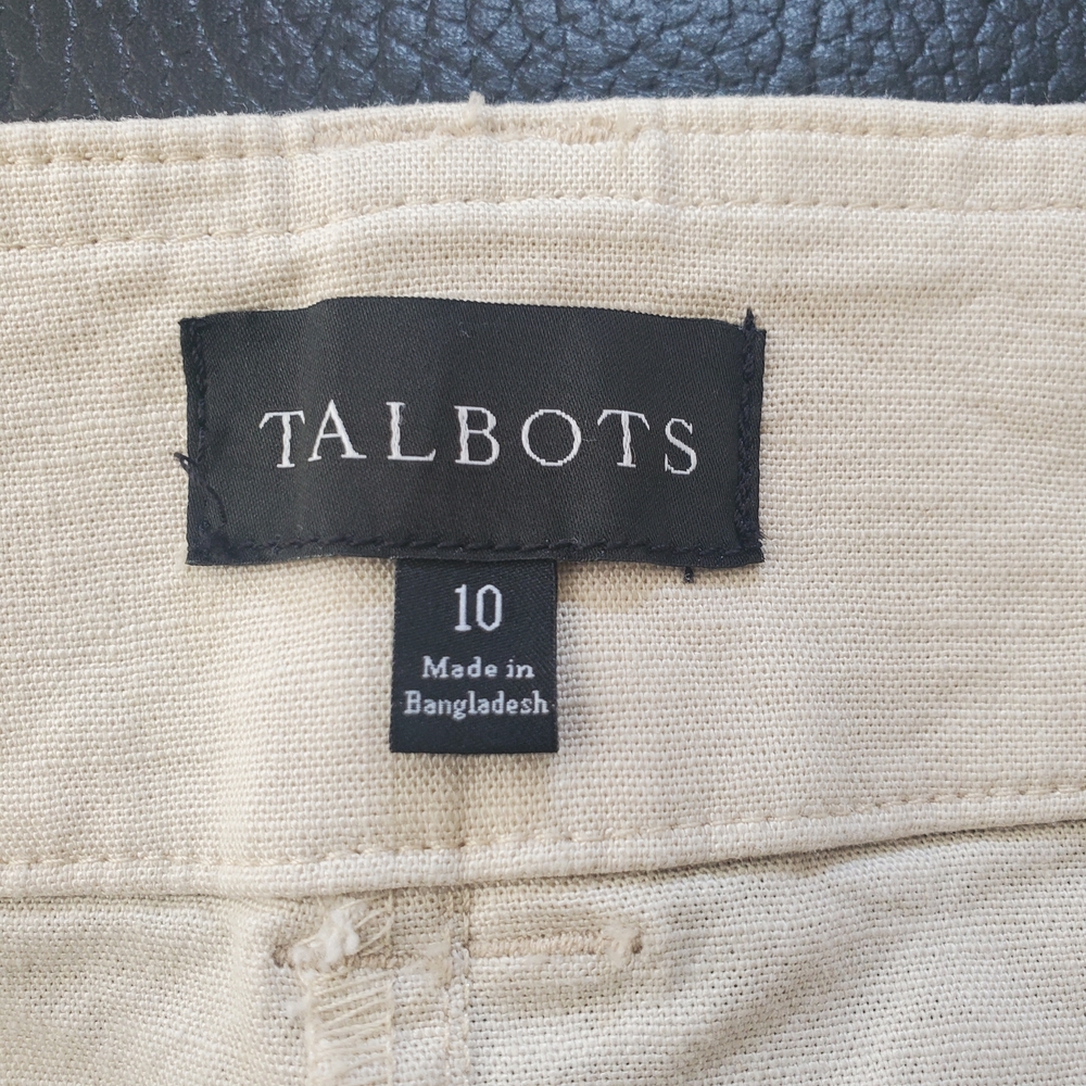 Talbots Beige Cargo Bermuda Shorts Size 10 - Picture 3 of 6